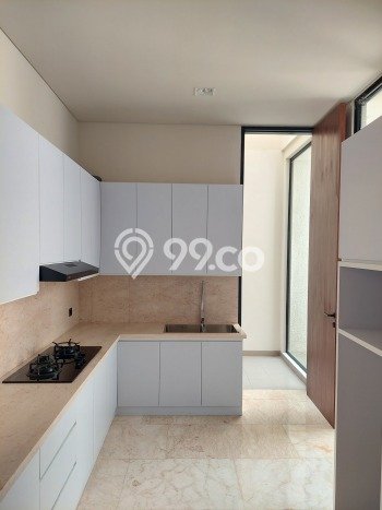 Rumah Mewah LB 289m2 Siap Huni Desain Elegan di Kemang, Jakarta Selatan Rumah Mewah LB 289m2 Siap Huni Desain Elegan di Kemang, Jakarta Selatan