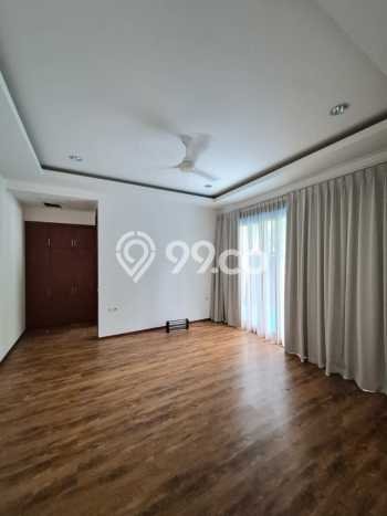 Hunian Minimalis Disewakan di Kemang Jakarta Selatan 5 KT & 4 KM Hunian Minimalis Disewakan di Kemang Jakarta Selatan 5 KT & 4 KM