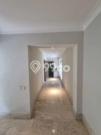 Rumah Disewakan Jakarta Selatan LT 450m2 LB 400m2 Area Kemang Rumah Disewakan Jakarta Selatan LT 450m2 LB 400m2 Area Kemang