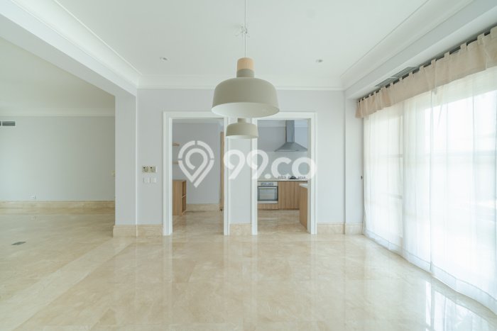 Rumah Disewakan Jakarta Selatan LT 260m2 LB 275m2 Area Kemang Rumah Disewakan Jakarta Selatan LT 260m2 LB 275m2 Area Kemang