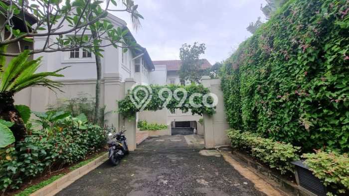 Hunian Minimalis Untuk Disewakan di Kemang Jakarta Selatan 5 KT & 4 KM Hunian Minimalis Untuk Disewakan di Kemang Jakarta Selatan 5 KT & 4 KM