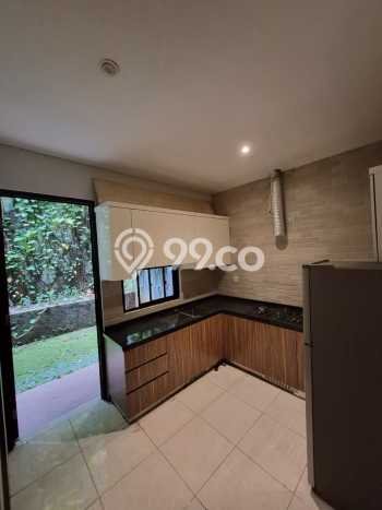 For Sale! Premium House LT 107m2 Desain Elegan di Kemang For Sale! Premium House LT 107m2 Desain Elegan di Kemang