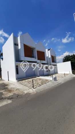 Untuk Dijual! Ruko di Cibaduyut Bandung LT 60m2 / LB 72m2 Kawasan Strategis Untuk Dijual! Ruko di Cibaduyut Bandung LT 60m2 / LB 72m2 Kawasan Strategis