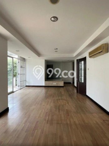 Jual Rumah Luas Megah Dengan View Cantik di Pluit, Jakarta Utara Jual Rumah Luas Megah Dengan View Cantik di Pluit, Jakarta Utara