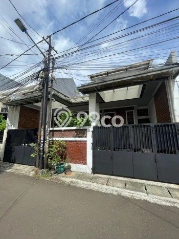For Sale! Luxury House LT 150m2 Desain Modern di Taman Meruya For Sale! Luxury House LT 150m2 Desain Modern di Taman Meruya