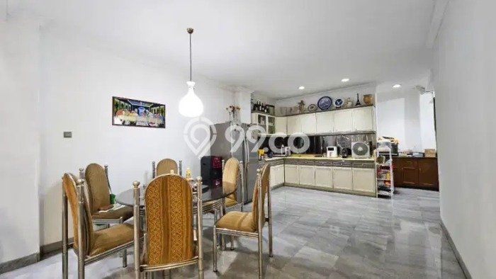 Best Deal Hunian Mewah Ideal dan Luas di Grogol Petamburan, Jakarta Barat Best Deal Hunian Mewah Ideal dan Luas di Grogol Petamburan, Jakarta Barat