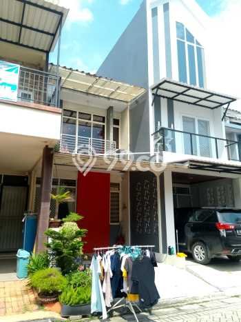 Dijual Hunian Rumah Nyaman 2 KT di Pantai Indah Kapuk, Jakarta Utara Dijual Hunian Rumah Nyaman 2 KT di Pantai Indah Kapuk, Jakarta Utara
