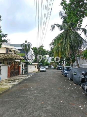 Ready to Use! Premium House LT 468m2 Desain Modern di Cipete Ready to Use! Premium House LT 468m2 Desain Modern di Cipete