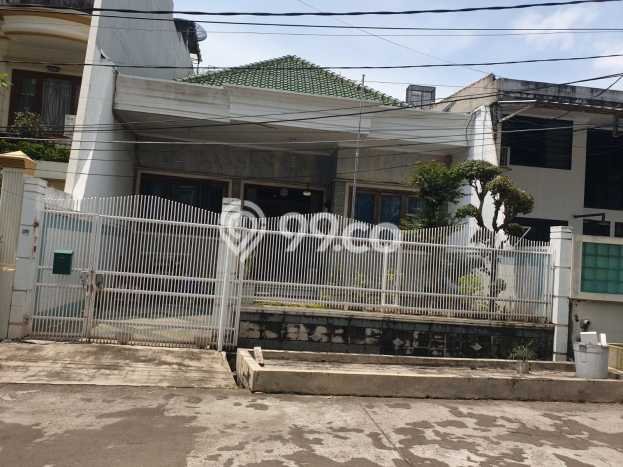 Rumah Luxury Modern Tanpa Renovasi di Pluit Jakarta Utara Rumah Luxury Modern Tanpa Renovasi di Pluit Jakarta Utara
