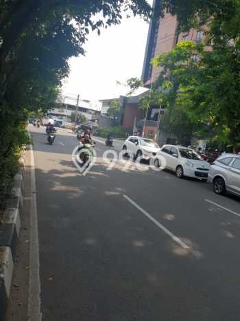 Ruko Dijual di Jakarta Timur LT 229m2 & LB 300m2 Lokasi Terbaik! Ruko Dijual di Jakarta Timur LT 229m2 & LB 300m2 Lokasi Terbaik!