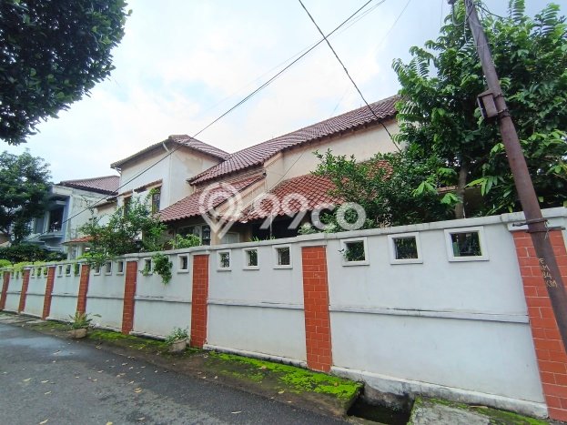 Ready to Use! Premium House LT 468m2 Desain Modern di Cipete Ready to Use! Premium House LT 468m2 Desain Modern di Cipete