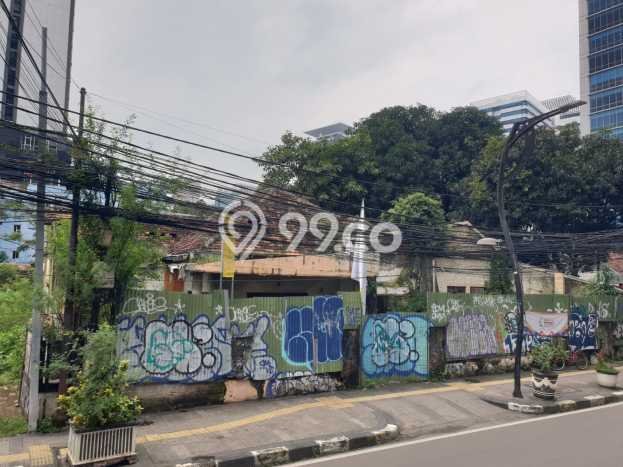 Area Ramai! Komersial Dijual di Menteng untuk Bisnis Luas Bangunan 250m2 Area Ramai! Komersial Dijual di Menteng untuk Bisnis Luas Bangunan 250m2