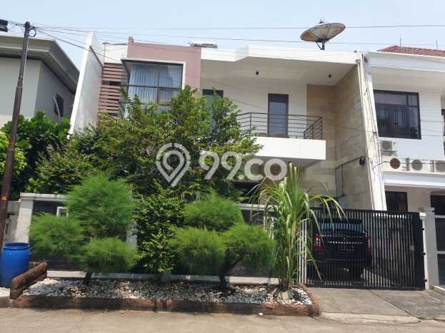 Rumah Elit LB 240m2 Siap Huni Desain Elegan di Pluit, Jakarta Utara Rumah Elit LB 240m2 Siap Huni Desain Elegan di Pluit, Jakarta Utara