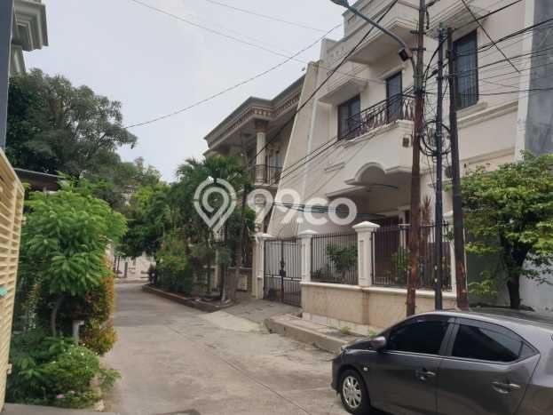 Dijual Rumah Mewah Elegan Dengan View Eksklusif di Pluit, Jakarta Utara Dijual Rumah Mewah Elegan Dengan View Eksklusif di Pluit, Jakarta Utara