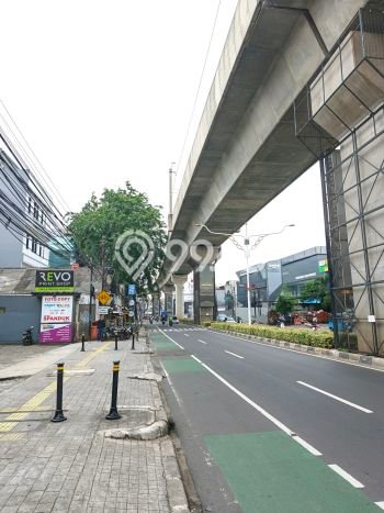 Ruko Dijual di Prime Area Jakarta Selatan Luas 350m2 Ruko Dijual di Prime Area Jakarta Selatan Luas 350m2