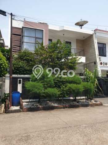 Rumah Elit LB 240m2 Siap Huni Desain Elegan di Pluit, Jakarta Utara Rumah Elit LB 240m2 Siap Huni Desain Elegan di Pluit, Jakarta Utara