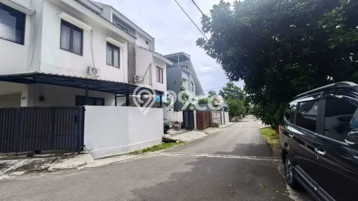 Dijual Cepat Rumah Bagus Siap Huni LB 210m2 di Pasar Minggu, Jakarta Selatan Dijual Cepat Rumah Bagus Siap Huni LB 210m2 di Pasar Minggu, Jakarta Selatan