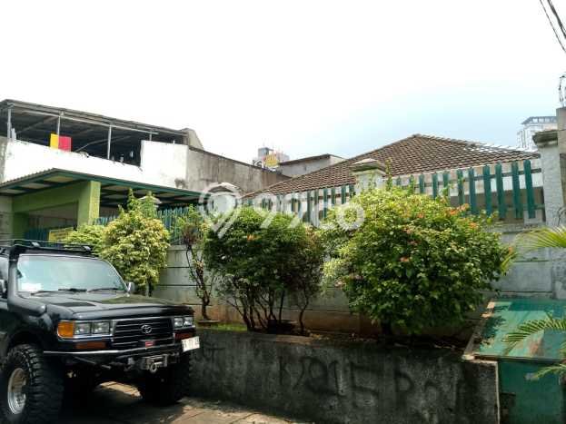 Dijual Rumah Premium dengan Fasilitas Sekitar Komplit di Kebon Jeruk, Jakarta Barat Dijual Rumah Premium dengan Fasilitas Sekitar Komplit di Kebon Jeruk, Jakarta Barat