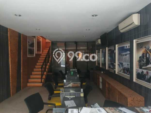 Ruko Dijual di Prime Area Jakarta Selatan Luas 130m2 Ruko Dijual di Prime Area Jakarta Selatan Luas 130m2