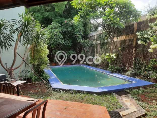 Rumah Elit Modern Tanpa Renovasi di Kuningan Jakarta Selatan Rumah Elit Modern Tanpa Renovasi di Kuningan Jakarta Selatan