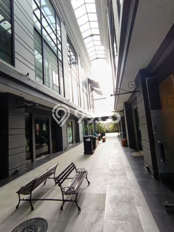 Ruko Dijual di Prime Area Jakarta Selatan Luas 130m2 Ruko Dijual di Prime Area Jakarta Selatan Luas 130m2