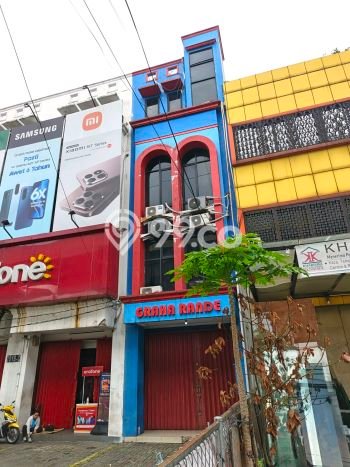 Ruko Dijual di Prime Area Jakarta Selatan Luas 350m2 Ruko Dijual di Prime Area Jakarta Selatan Luas 350m2