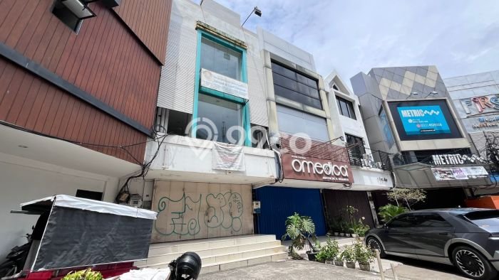Ruko Favorit Dijual di Kelapa Gading Jakarta Utara Area Pusat Bisnis Ruko Favorit Dijual di Kelapa Gading Jakarta Utara Area Pusat Bisnis