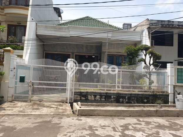 Rumah Luxury Modern Tanpa Renovasi di Pluit Jakarta Utara Rumah Luxury Modern Tanpa Renovasi di Pluit Jakarta Utara