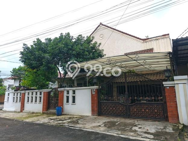 Ready to Use! Premium House LT 468m2 Desain Modern di Cipete Ready to Use! Premium House LT 468m2 Desain Modern di Cipete