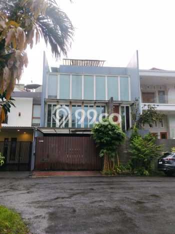 For Sale! Luxury House LT 200m2 Desain Modern di Permata Buana For Sale! Luxury House LT 200m2 Desain Modern di Permata Buana