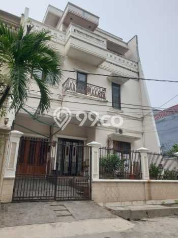 Dijual Rumah Mewah Elegan Dengan View Eksklusif di Pluit, Jakarta Utara Dijual Rumah Mewah Elegan Dengan View Eksklusif di Pluit, Jakarta Utara