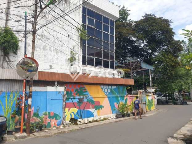 Ruko Dijual di Jakarta Pusat LT 251m2 & LB 400m2 Lokasi Terbaik! Ruko Dijual di Jakarta Pusat LT 251m2 & LB 400m2 Lokasi Terbaik!