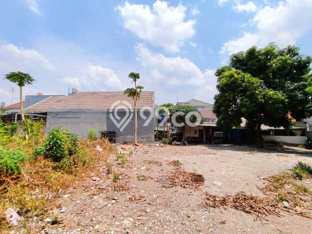 Jarang Ada! Tanah di Kebayoran Lama Punya Luas 1023m2 SHM Jarang Ada! Tanah di Kebayoran Lama Punya Luas 1023m2 SHM