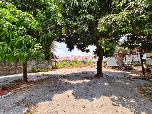 Jarang Ada! Tanah di Kebayoran Lama Punya Luas 1023m2 SHM Jarang Ada! Tanah di Kebayoran Lama Punya Luas 1023m2 SHM