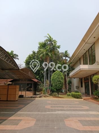 Hunian Bagus Disewakan di Pluit, Jakarta Utara LT 1650m2, LB 1000m2 Hunian Bagus Disewakan di Pluit, Jakarta Utara LT 1650m2, LB 1000m2