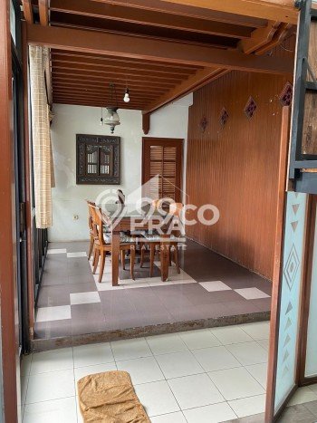 For Sale! Luxury House LT 390m2 Desain Modern di Kemang Pratama For Sale! Luxury House LT 390m2 Desain Modern di Kemang Pratama