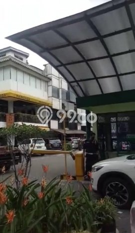 Lokasi Strategis! Dijual Ruko Bisnis di Kebayoran Baru, Jakarta Selatan Kondisi Baik Lokasi Strategis! Dijual Ruko Bisnis di Kebayoran Baru, Jakarta Selatan Kondisi Baik