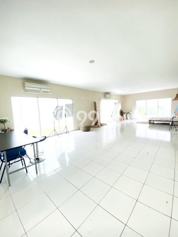 Gudang Dijual Lokasi Emas di Tarumajaya Luas 2200m2 Gudang Dijual Lokasi Emas di Tarumajaya Luas 2200m2
