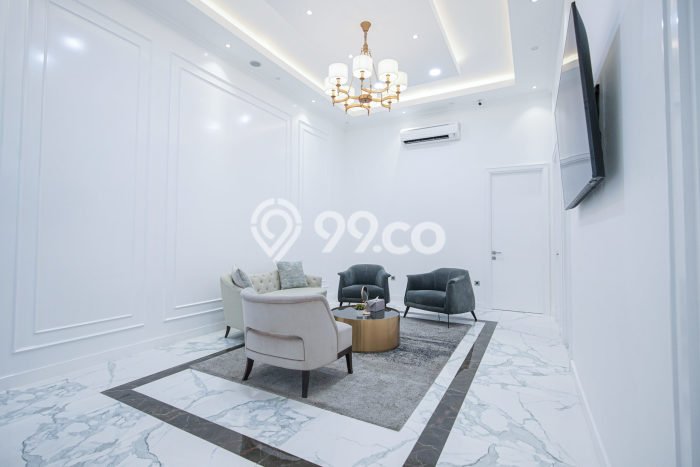 Ruko Usaha Dijual di Menteng Jakarta Pusat LT 295m2 & LB 1130m2 Ruko Usaha Dijual di Menteng Jakarta Pusat LT 295m2 & LB 1130m2