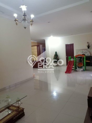 Komersial Bagus Dijual LB 517m2 Lokasi Strategis Bekasi Area Cocok untuk Berbisnis Komersial Bagus Dijual LB 517m2 Lokasi Strategis Bekasi Area Cocok untuk Berbisnis