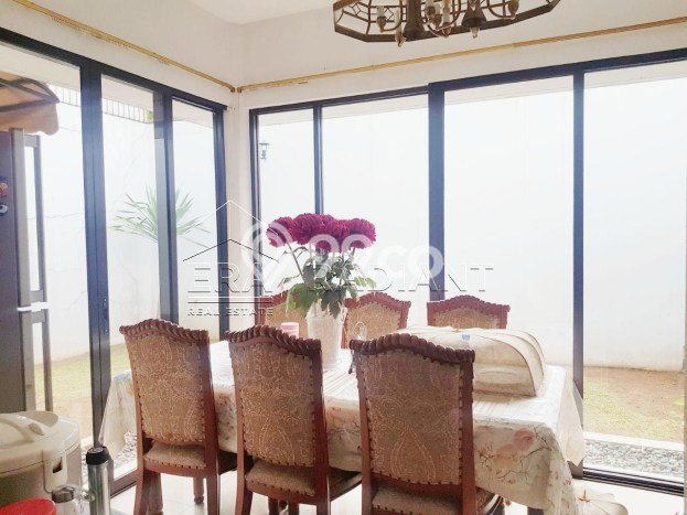 Rumah Elit Modern Siap Huni di Lebak Bulus Jakarta Selatan Rumah Elit Modern Siap Huni di Lebak Bulus Jakarta Selatan