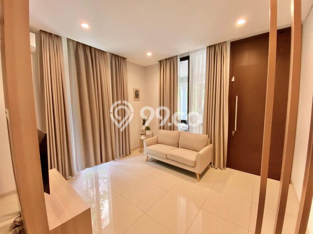 Rumah Elit Modern Tanpa Renovasi di Lebak Bulus Jakarta Selatan Rumah Elit Modern Tanpa Renovasi di Lebak Bulus Jakarta Selatan