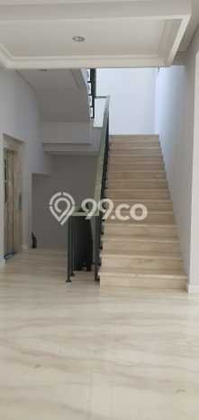 For Sale! Premium House LT 213m2 Desain Elegan di Lebak Bulus For Sale! Premium House LT 213m2 Desain Elegan di Lebak Bulus