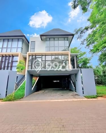 Dijual Rumah Mewah Megah Dengan View Cantik di Lebak Bulus, Jakarta Selatan Dijual Rumah Mewah Megah Dengan View Cantik di Lebak Bulus, Jakarta Selatan