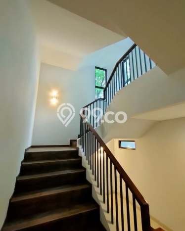 Dijual Rumah Mewah Megah Dengan View Cantik di Lebak Bulus, Jakarta Selatan Dijual Rumah Mewah Megah Dengan View Cantik di Lebak Bulus, Jakarta Selatan