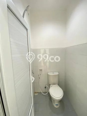 Rumah Strategis Modern Lb 30m2 di BSD, Tangerang Selatan Rumah Strategis Modern Lb 30m2 di BSD, Tangerang Selatan