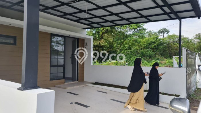 Rumah Luas Asri 3 KT Siap Pakai di Tanah Sareal Bogor Rumah Luas Asri 3 KT Siap Pakai di Tanah Sareal Bogor