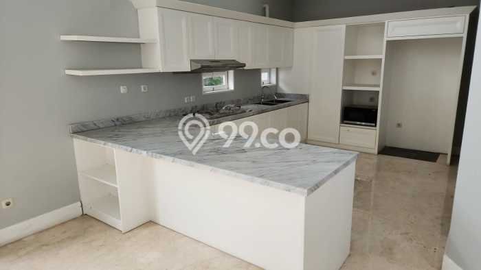 Jual Rumah Mewah Megah Dengan View Cantik di Lippo Karawaci, Tangerang Jual Rumah Mewah Megah Dengan View Cantik di Lippo Karawaci, Tangerang
