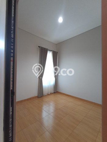 Rumah Luas Asri 3 KT Siap Pakai di Galaxy Bekasi Rumah Luas Asri 3 KT Siap Pakai di Galaxy Bekasi