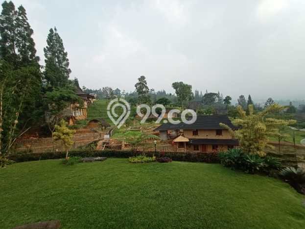 Vila di Cisarua, Area 1000m2m², Lokasi Strategis Vila di Cisarua, Area 1000m2m², Lokasi Strategis